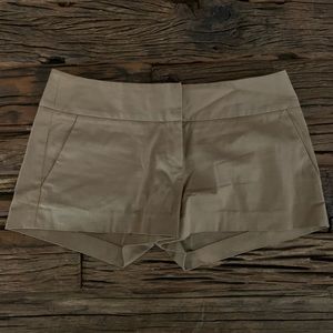 Hinge Women’s Khaki Shorts